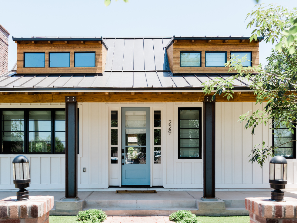 Entrance View Of A Beautiful White House - Asian Paints