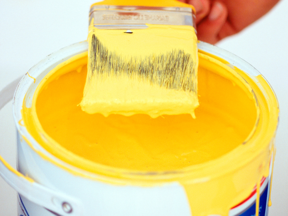 Texture Of A Yolky Yellow Paint In The Paint Can - Asian Paints