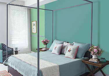 Matching Two-colour combination Bedroom Design