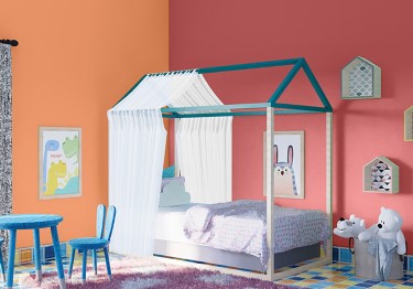 Orange-and-Red-Kids-Room-m