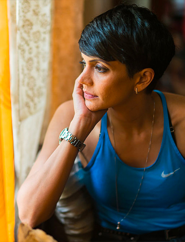 mandira-bedi-portrait-3-asian-paints